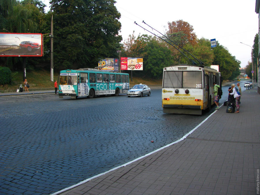 Тролейбуси. Чернівці, Україна