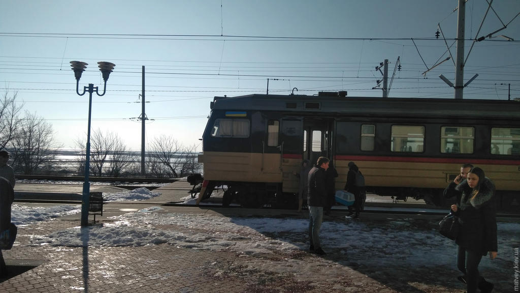 Вид з вокзалу на Сиваш. Генічеськ, Україна