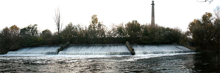 рассеивающий водопад очищенной на БСА воды
