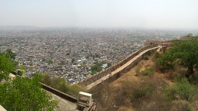 Панорама Джайпура с форта Нахарга