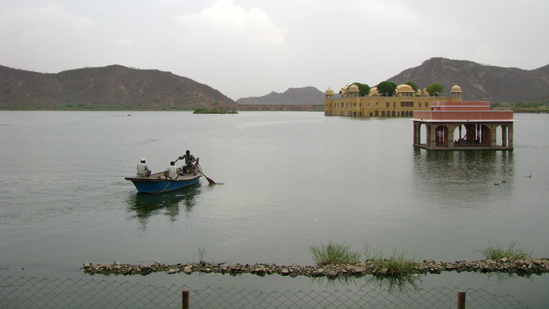 Джайпур. Озеро Ман Сагар, палац Джал Махал. Man Sagar lake, Jal Mahal