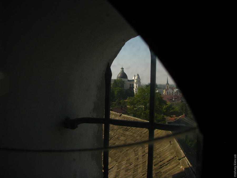 Вид из окна башни замка. Кирха, собор. Луцк