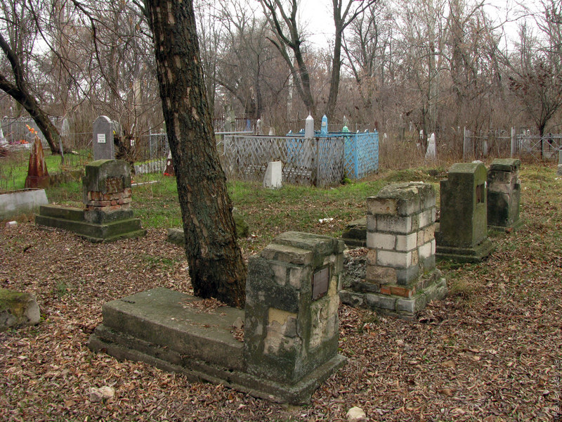 Караимские могилы в Мелитополе