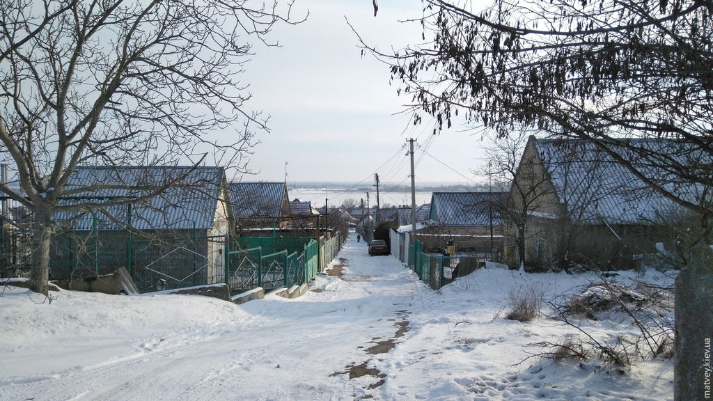 Переулок с видом в даль. Микрорайон Красная горка. Зима. Мелитополь