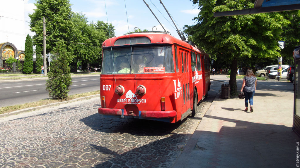 Старый троллейбус «Татра». Ровно