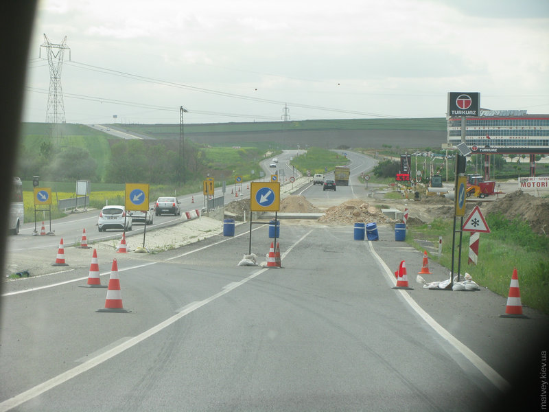 ремонт дороги в Турции